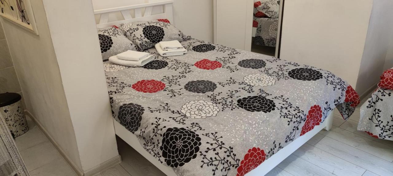 Studio Apartman Kocka เบลเกรด ภายนอก รูปภาพ