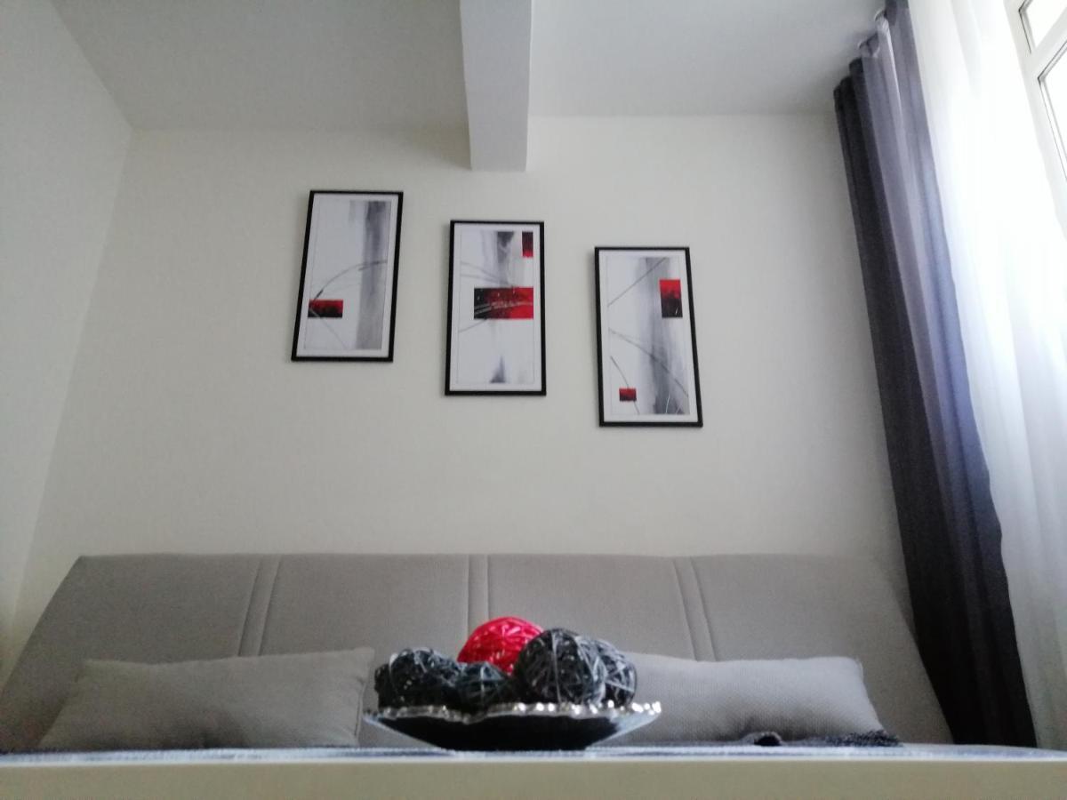 Studio Apartman Kocka เบลเกรด ภายนอก รูปภาพ