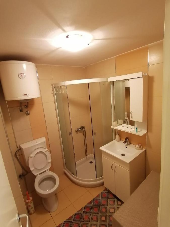 Studio Apartman Kocka เบลเกรด ภายนอก รูปภาพ